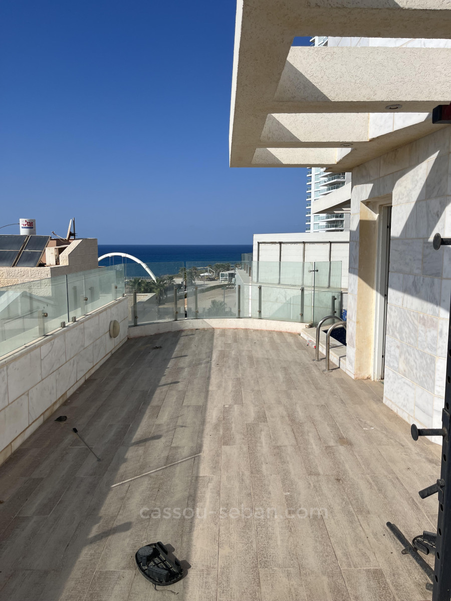 Agamim, Netanya